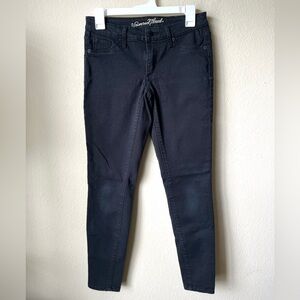 Universal Thread Black Skinny Jeans Classic Fit